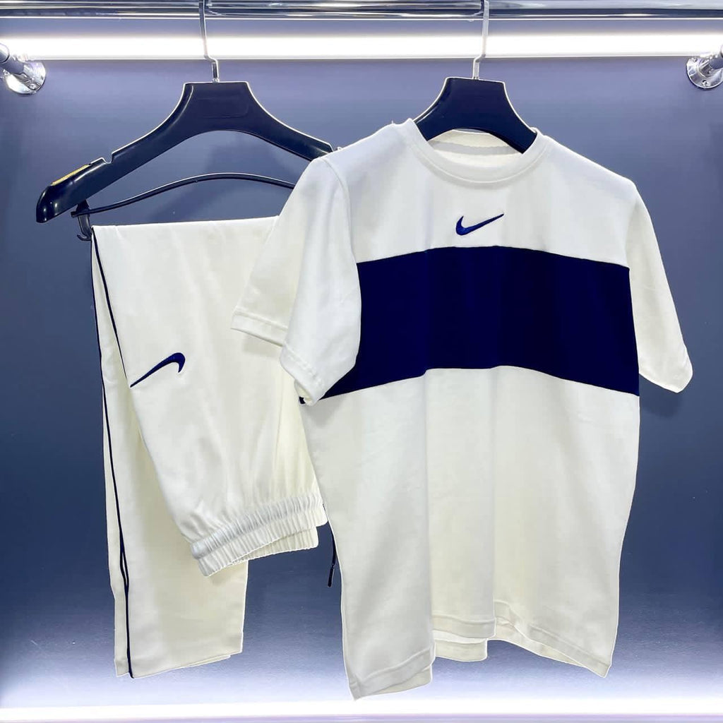 ✔️Ensemble nike 2 pièce disponible 3  couleurs Choisissez une taille maintenant 🛑